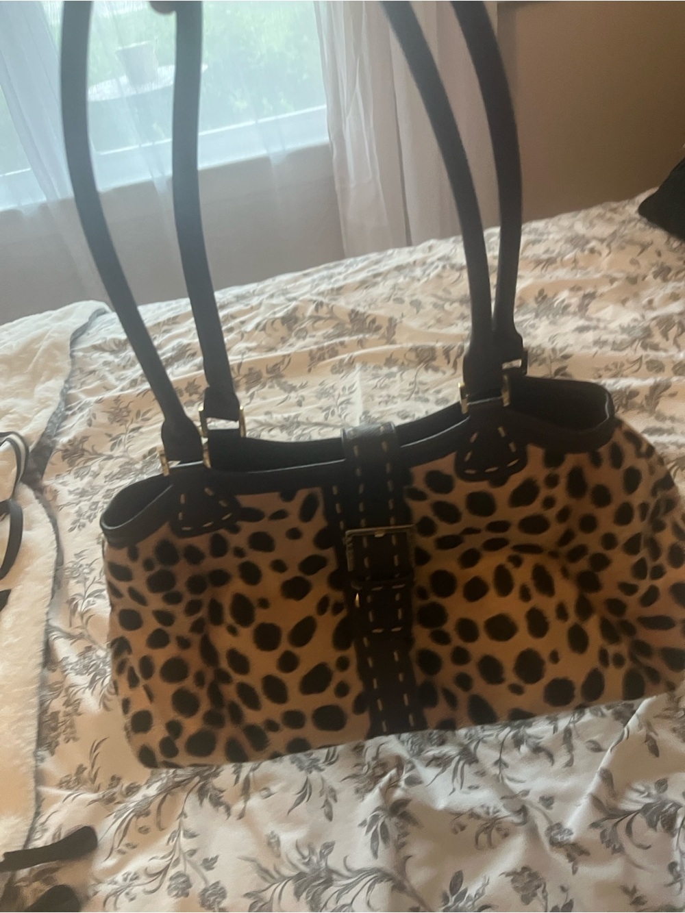Faux fur Shoulder Tote Bag beautifully designed with pockets
